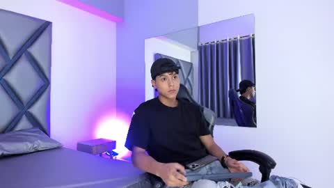 sebastiann_04 online show from 06.26.26
