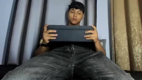 sebastiann_04 online show from 06.28.26
