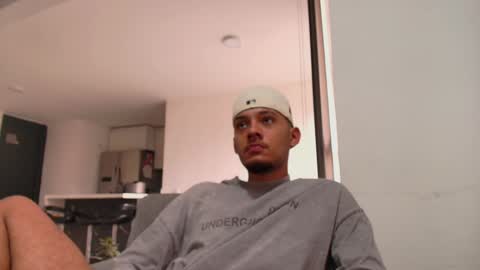 Snapshot of sebolaz chatting on 01.04.25 ryan miller online show from 01.04.25