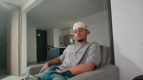 Snapshot of sebolaz chatting on 01.05.25 ryan miller online show from 01.05.25