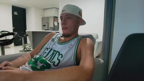 Snapshot of sebolaz chatting on 01.06.25 ryan miller online show from 01.06.25