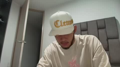 Snapshot of sebolaz chatting on 02.12.25 ryan miller online show from 02.12.25