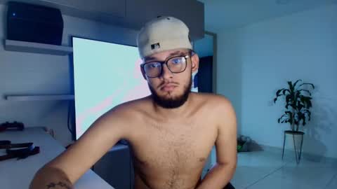 Snapshot of sebolaz chatting on 09.27.25 ryan miller online show from 09.27.25