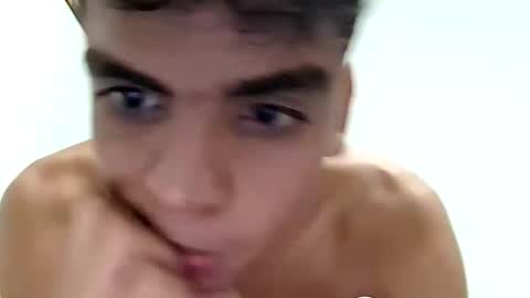 Snapshot of sebporta chatting on 12.22.25 sebporta online show from 12.22.25