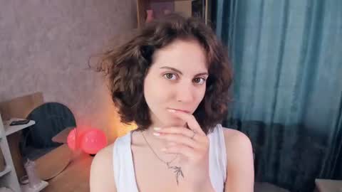 Mia online show from 06.24.26