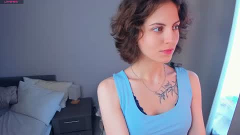 Mia online show from 07.20.26