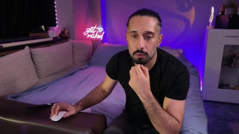 Secret Lovers online show from 06.02.26