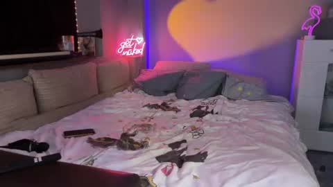 Secret Lovers online show from 06.11.26