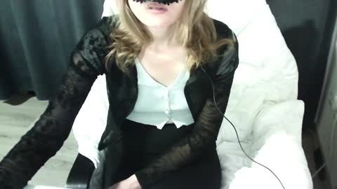 Anni online show from 04.10.26