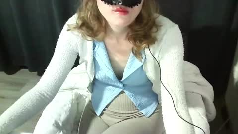 Anni online show from 04.12.26