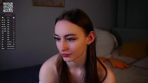 Snapshot of secrethustle chatting on 04.01.26 Lily online show from 04.01.26