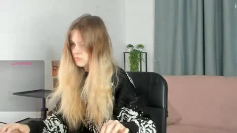 secrettier online show from 04.05.26