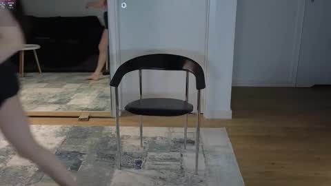 Snapshot of seduced_by_sara chatting on 09.09.25 Sara online show from 09.09.25