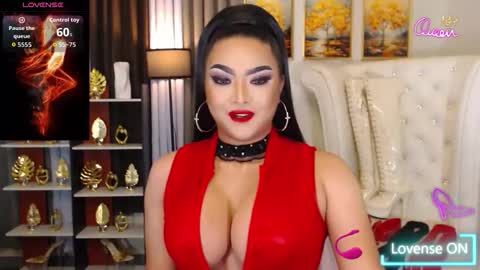 Snapshot of seducinglinda chatting on 02.17.26 seducinglinda online show from 02.17.26