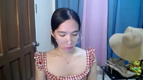Snapshot of seductive_abia chatting on 05.13.26 JUST CALL ME ABIA online show from 05.13.26