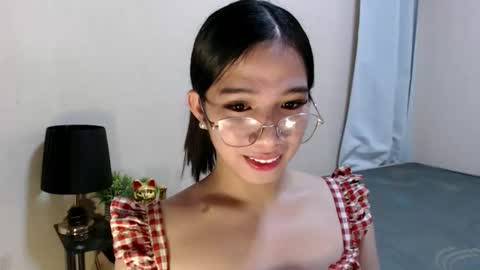 Snapshot of seductive_abia chatting on 05.28.26 JUST CALL ME ABIA online show from 05.28.26