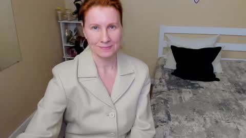 seductive_foxy_ online show from 09.30.25
