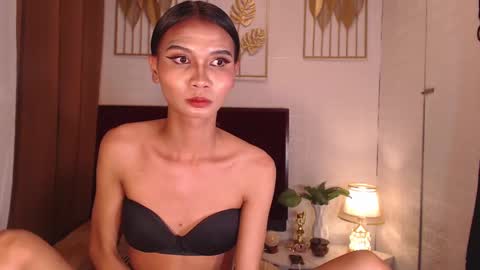 Maxien online show from 01.22.25