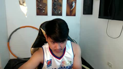 Snapshot of seductive_jays chatting on 01.05.25 Jay online show from 01.05.25