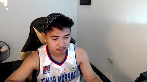 Snapshot of seductive_jays chatting on 02.04.25 Jay online show from 02.04.25