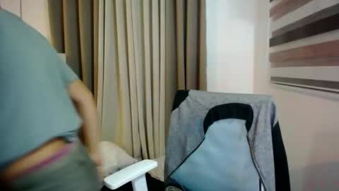 Snapshot of seductive_jays chatting on 09.19.25 Jay online show from 09.19.25