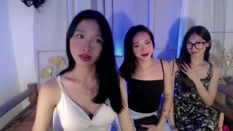 Snapshot of seductive_kimxxx chatting on 03.24.26 your miss universe kim online show from 03.24.26