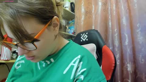 seductive_she_wolf online show from 04.06.26