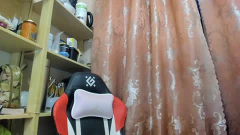 seductive_she_wolf online show from 04.13.26