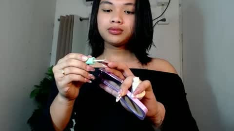 Snapshot of seductivedeluxe69 chatting on 05.25.26 Deluxe online show from 05.25.26