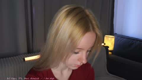 Snapshot of seebunny chatting on 07.22.26 See Its honey bunny im Lana online show from 07.22.26