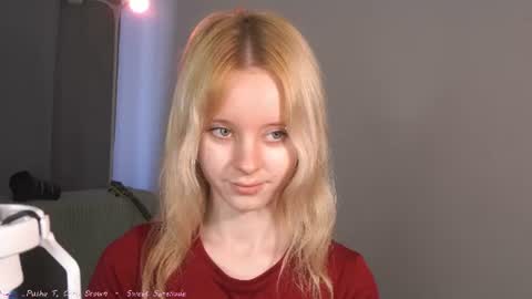 Snapshot of seebunny chatting on 07.27.26 See Its honey bunny im Lana online show from 07.27.26