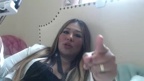 Snapshot of seguridadutm chatting on 04.18.26 Morenita Rica online show from 04.18.26