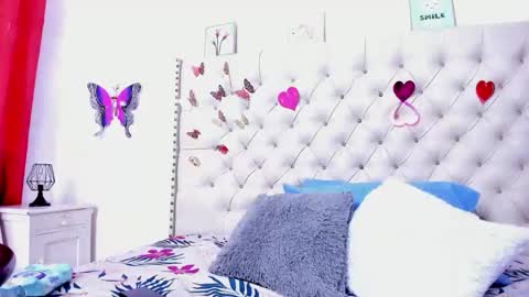 selena_beautyy online show from 02.23.26