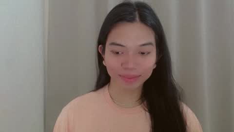 Snapshot of selena_fuckdoll chatting on 12.12.24 Selena online show from 12.12.24