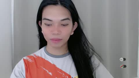 Snapshot of selena_fuckdoll chatting on 12.18.24 Selena online show from 12.18.24