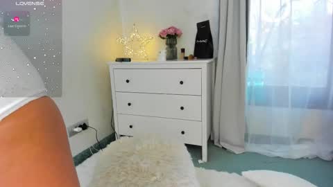 Selena online show from 03.17.26