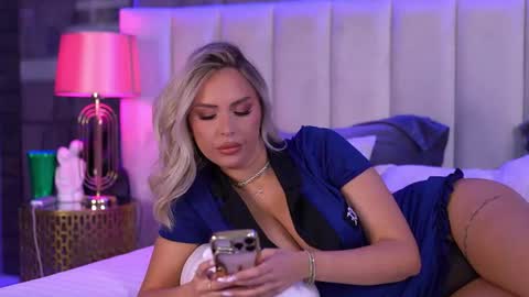 Snapshot of selena_voss chatting on 04.25.26 Selena online show from 04.25.26