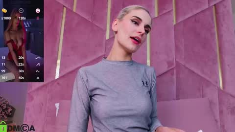 Selena online show from 09.25.25