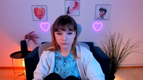 Snapshot of selenadearden chatting on 12.30.24 Selena ntmy online show from 12.30.24