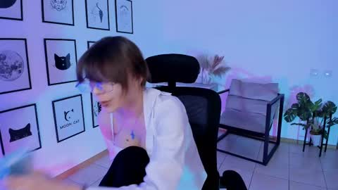 Snapshot of selenadearden chatting on 03.07.25 Selena ntmy online show from 03.07.25