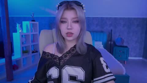 selenairis online show from 05.22.26