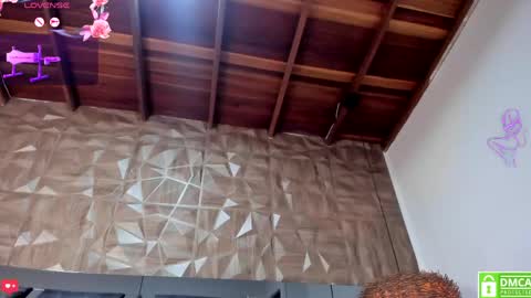 Snapshot of selene__lopez_ chatting on 04.21.26 selene__lopez_ online show from 04.21.26