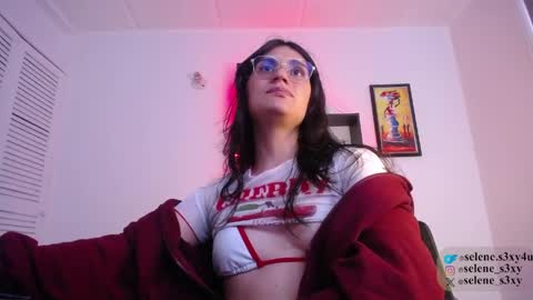 Snapshot of selene_s3xy chatting on 03.29.26 selene_s3xy online show from 03.29.26