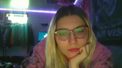 Selene online show from 02.05.25