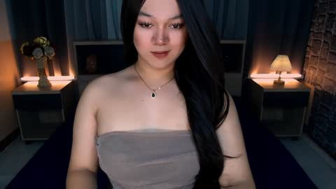 Snapshot of selenesantiago chatting on 02.05.25 joan online show from 02.05.25