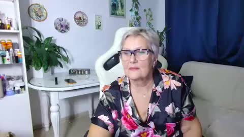 Selenna online show from 12.02.25