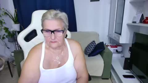 Selenna online show from 04.22.26