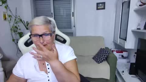 Snapshot of selenna57 chatting on 05.19.26 Selenna online show from 05.19.26