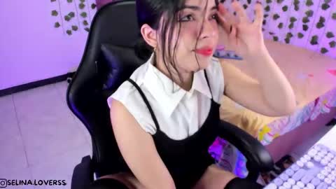 Selina online show from 11.10.25