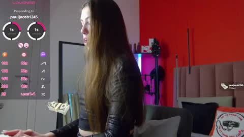 Nicole online show from 04.23.26